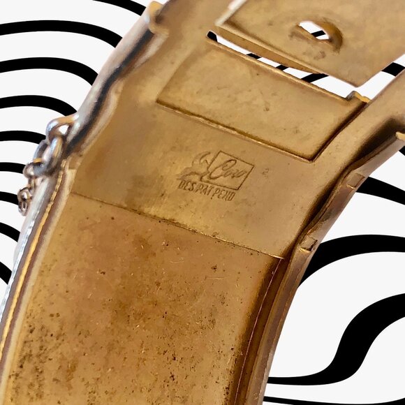 Coro Vintage Hinged Bracelet Gold Tone Basket Weave Signed FLAW - Picture 6 of 12